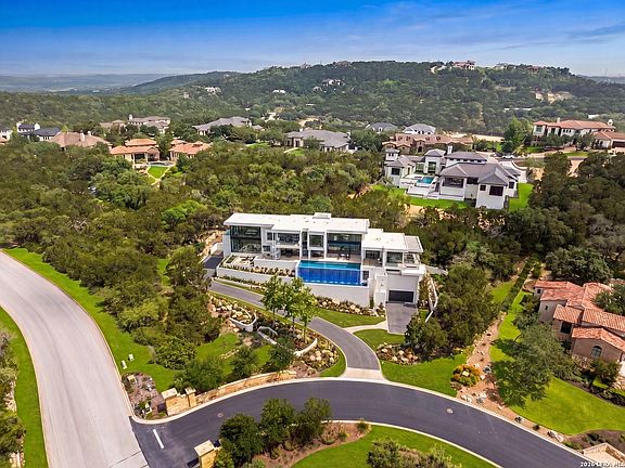 3rd image of 7 Paseo Valencia LOT 4