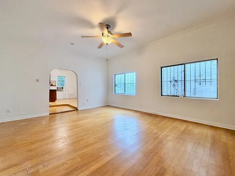 514 Monastery Pl #2R — Photo 1