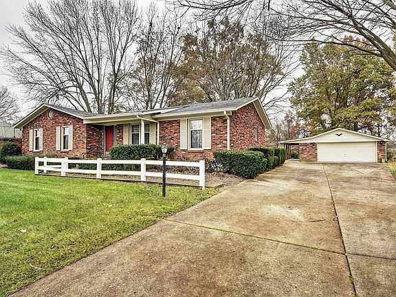 4th image of 3620 Burkland Blvd