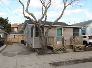 62 Bellmore Ave, Point Lookout, NY 11569