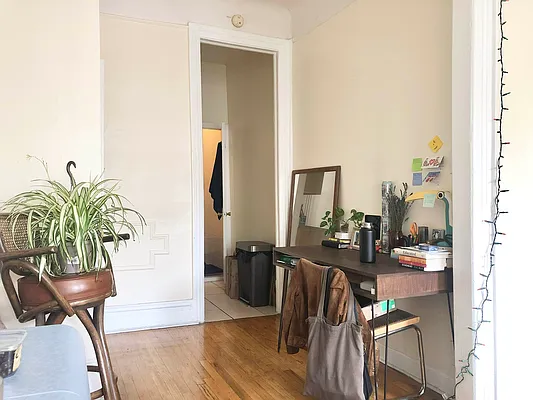 Rented by Delmark Realty LLC | media 23