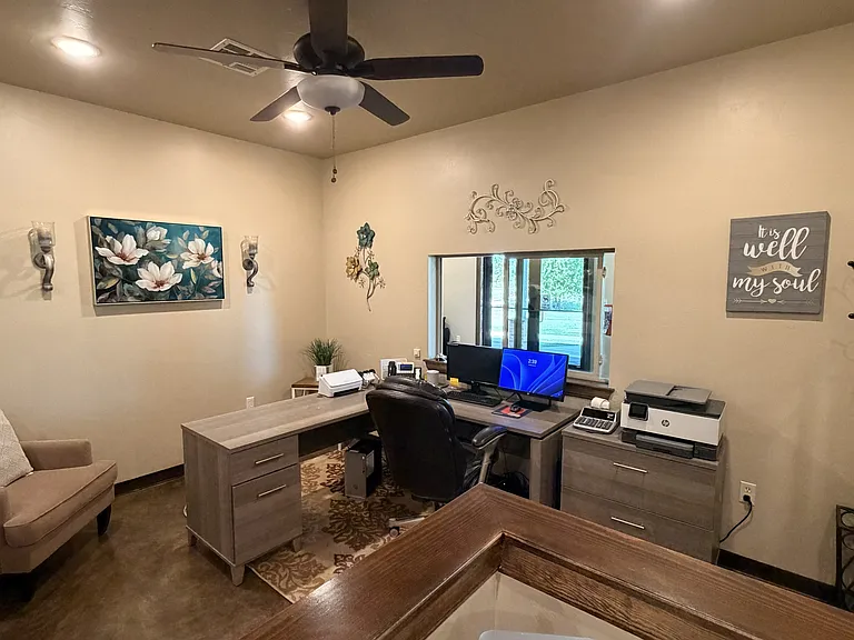 625 N Main St #1 — Photo 6