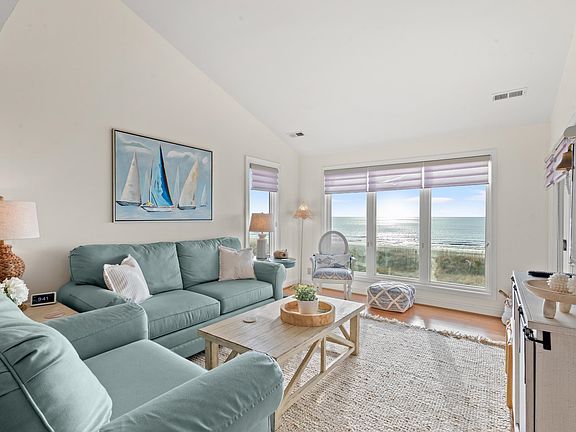 5th image of 805 S Ocean Blvd. #C-3