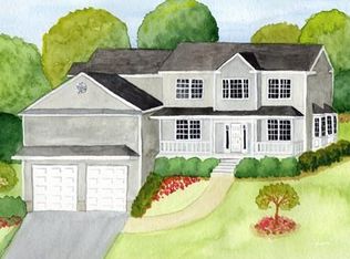 5 Woodmoor Dr, Bedford, MA 01730