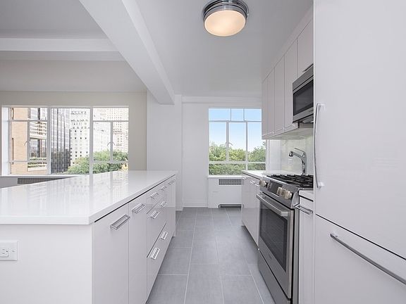 4th image of 240 Central Park S APT 7L