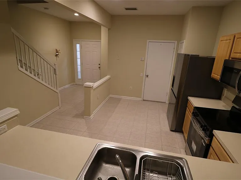 4866 Pond Ridge Dr — Photo 15