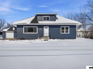 14530 Jamestown St, Waverly, NE 68462