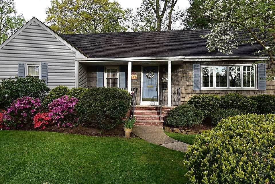 1st image of 790 Birch Ave