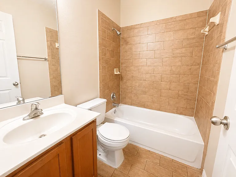 408 Nelray Blvd #A — Photo 22