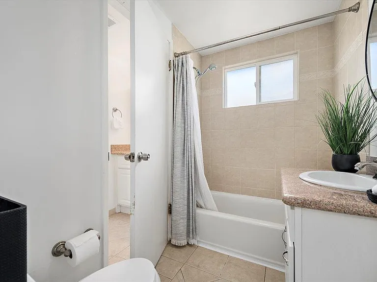 5821 Blossom Ave — Photo 7