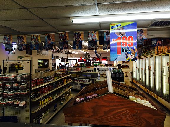 3rd image of 901 W Business Highway 83