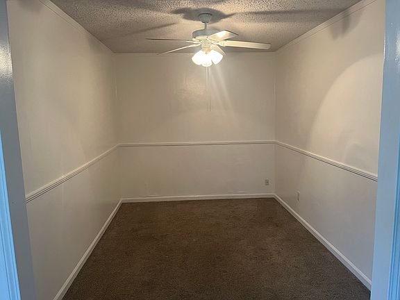 4th image of 4127 E Johnson Ave
