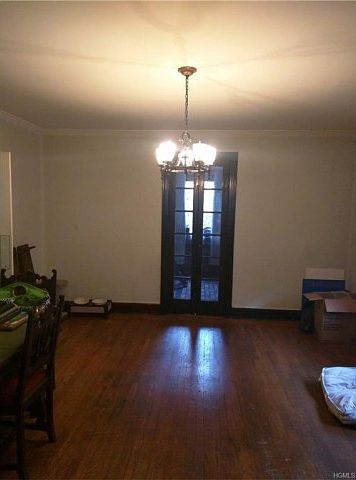 2nd image of 70 Lefferts Rd