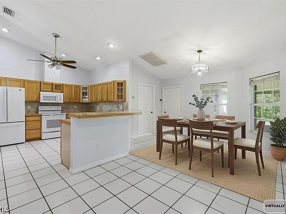 2nd image of 4530 Springview Cir