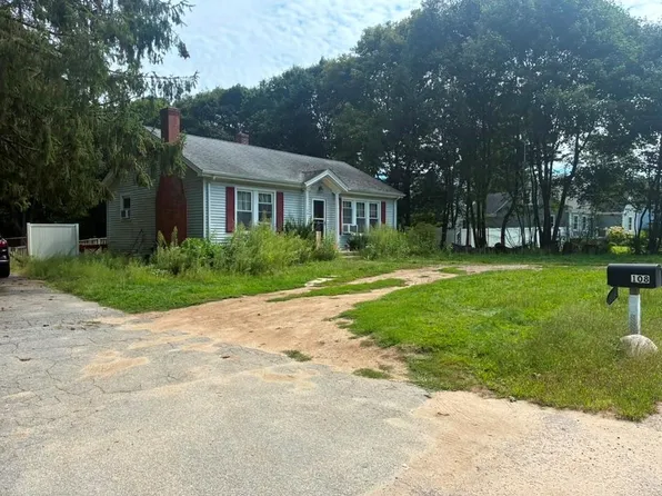 108 Main St, Ashaway, RI 02804