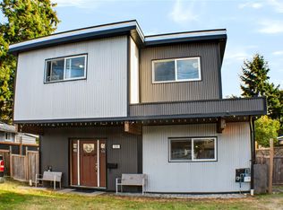 635 Hoffman Ave, Langford, BC V9B 3A6