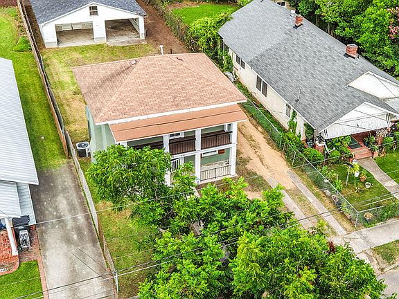3rd image of 930 Beman Street