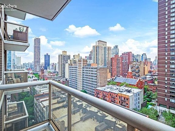 3rd image of 200 E 89th St APT 11H