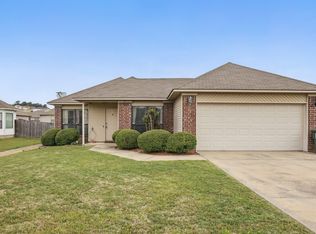 4 Jake Ct, Little Rock, AR 72204