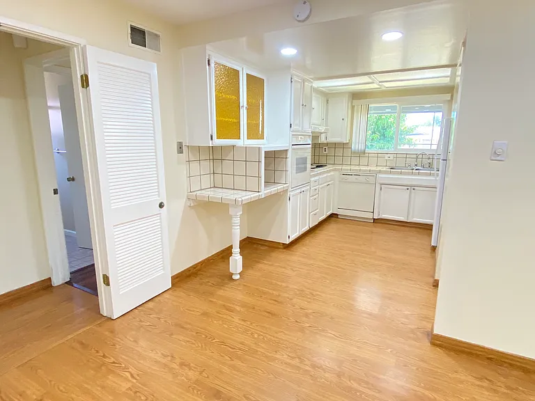662 Catalina Dr — Photo 41