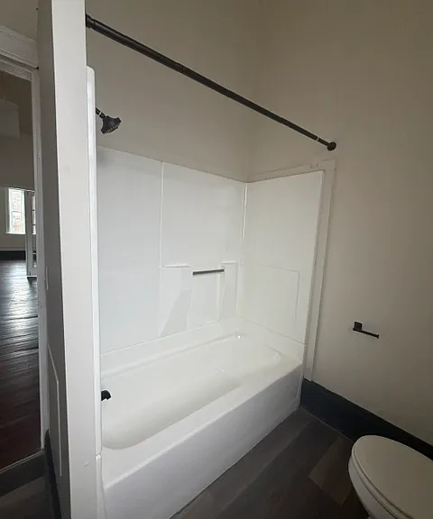 37 W Market St #34-A — Photo 12