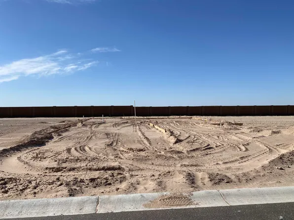 12689 W 51st Pl, Yuma, AZ 85367