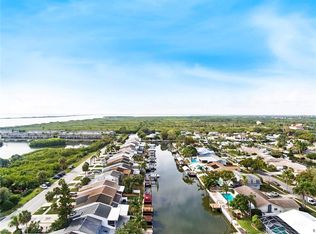 8729 Bay Pointe Dr, Tampa, FL 33615