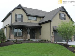 9515 W 164th Ct, Overland Park, KS 66085