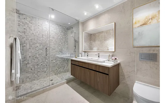 Sold by Douglas Elliman | media 18