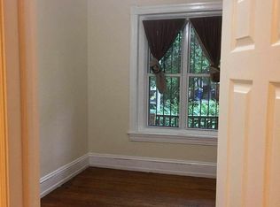 233 S 45th St, Philadelphia, PA 19104