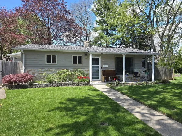 1115 Dingwall Dr, Owosso, MI 48867