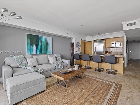 4th image of 1830 S Ocean Dr APT 5005