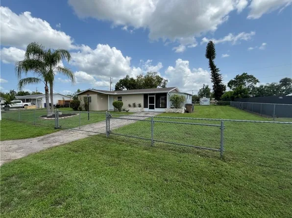 508 Wyoming Rd, Lehigh Acres, FL 33936