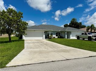 519/521 SE 6th Ter, Cape Coral, FL 33990