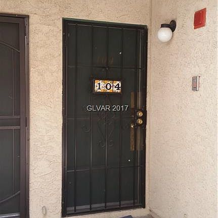 2nd image of 530 Elm Dr Unit 104
