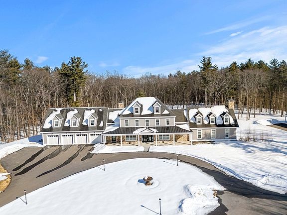 3rd image of 72 Dale Ln
