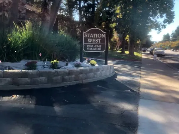 2734 Oak Rd APT 72, Walnut Creek, CA 94597