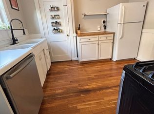 42 Waterhouse St #2, Somerville, MA 02144