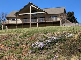 47 Hidden Fields Rd, Hiawassee, GA 30546