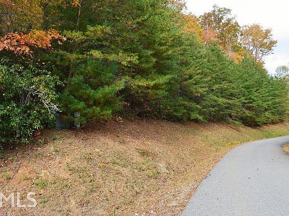 3rd image of 53 Bryant Cove Vw