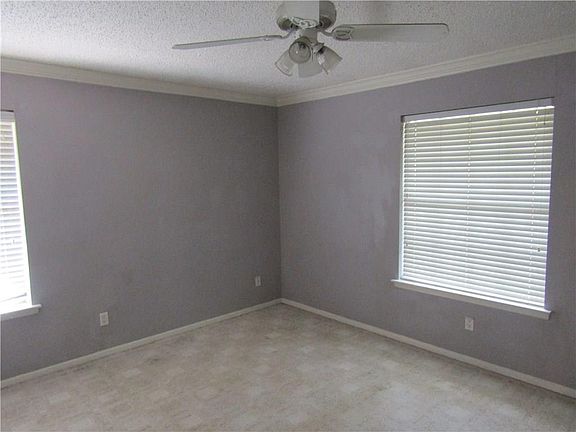 4th image of 2847 Harvest Hill Dr