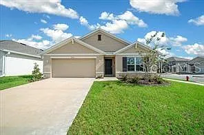 4 bed, 2.0 bath, 1828 sqft, $2,350 — Photo 4