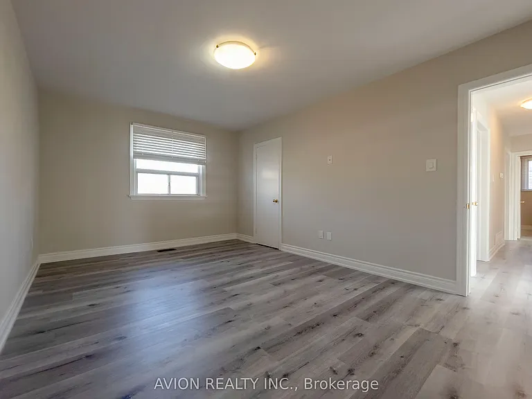 443 Fernleigh Cir N — Photo 6