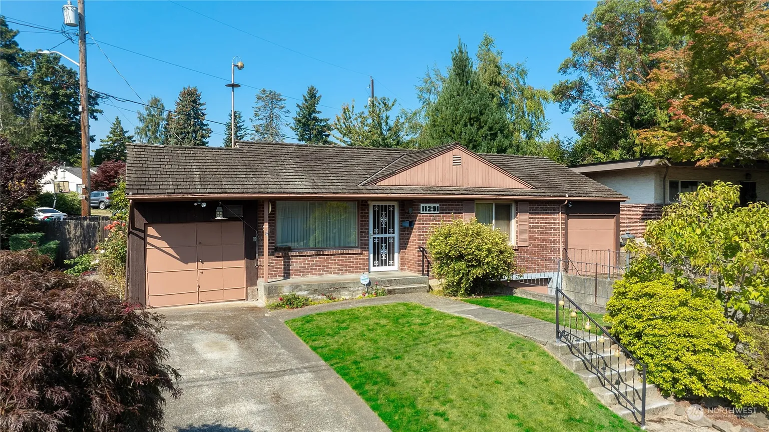11291 35th Street SW photo 1
