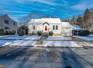 313 E Graisbury Ave, Audubon, NJ 08106