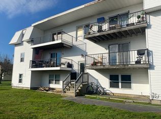 352 Vale St APT 11, Fall River, MA 02724