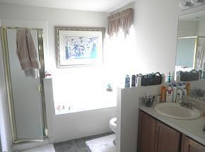 3rd image of 780 Waikiki Ave NW