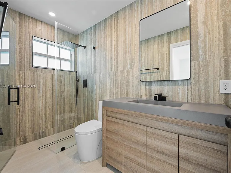 11770 Griffing Blvd — Photo 22