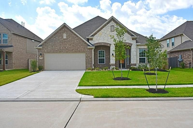 1st image of 2006 Aspen Point Ln