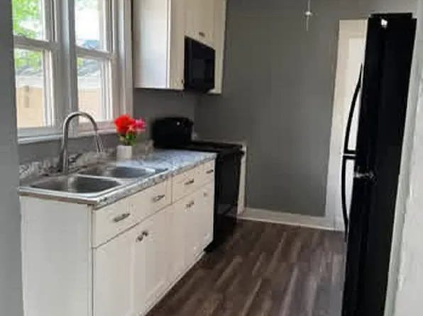 (undisclosed Address), Manchester, NH 03104